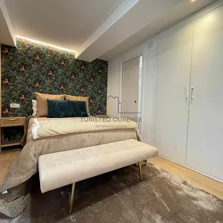 Apartment Fayma I Ourense